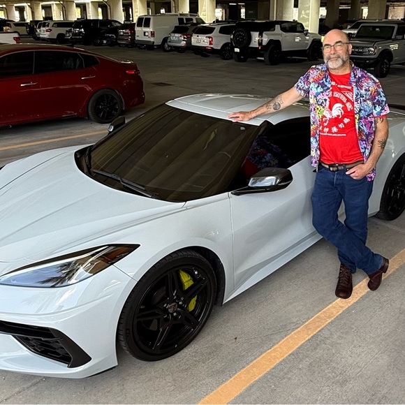 Meet your Posher, Everblue Industries - Picture 10 of 12